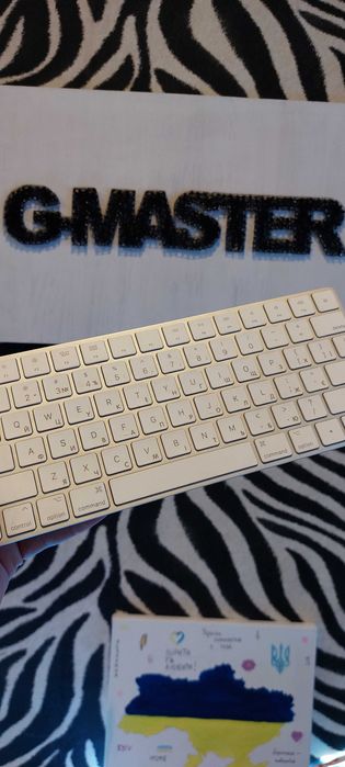 Гравировка клавиатуры Macbook оптом для магазинов