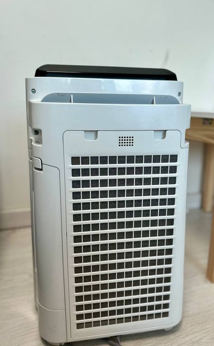 Очищувач повітря Sharp KC-D40EUW