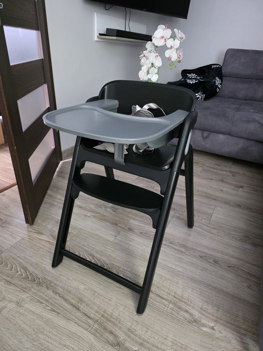 Krzesełko do karmienia momcozy