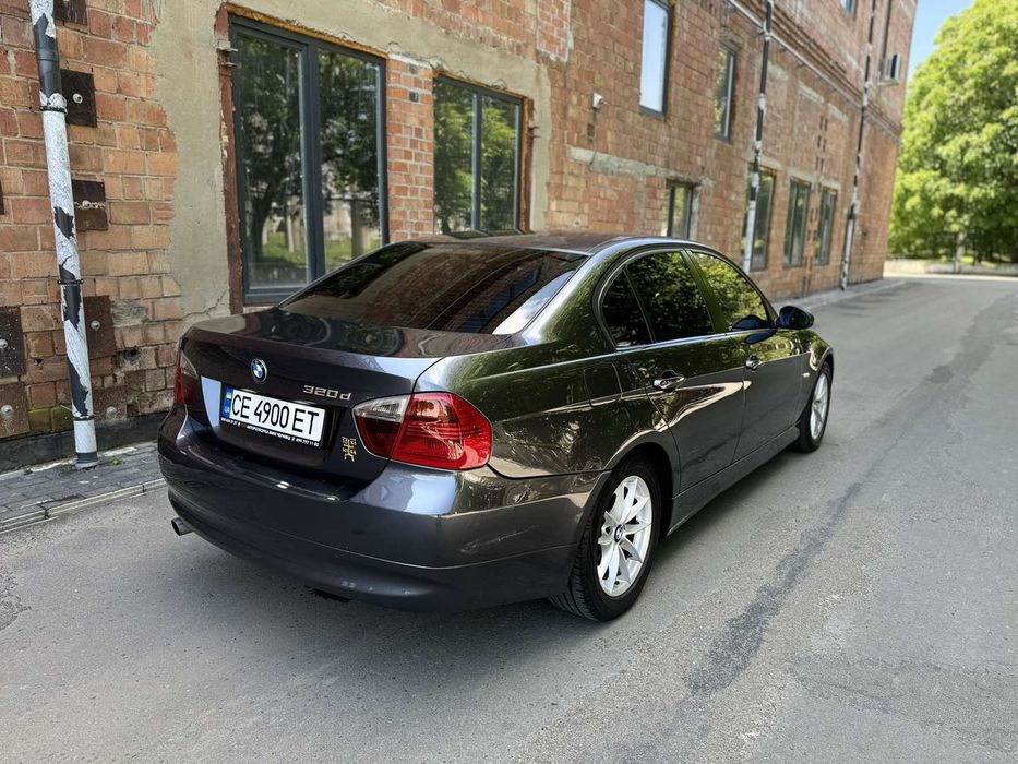 Продам bmw e90 2005