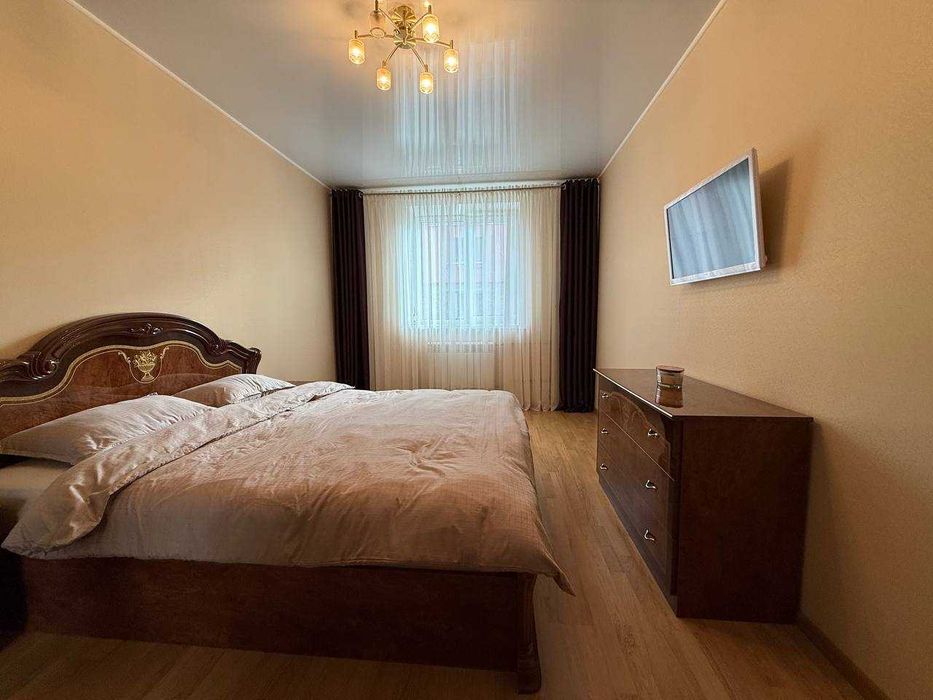 Трикімнатна квартира зайти і жити! Продаж по Є-відновленню!