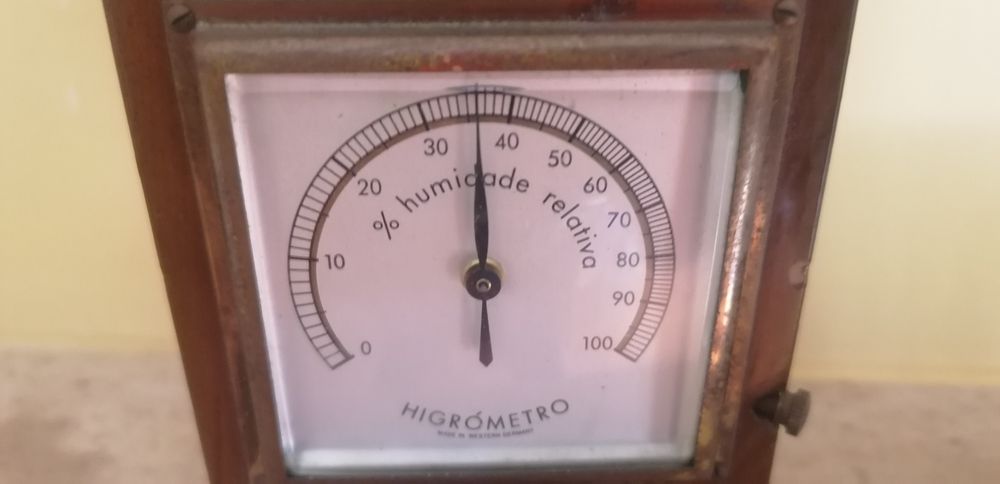 Conjunto secretária antigo termómetro