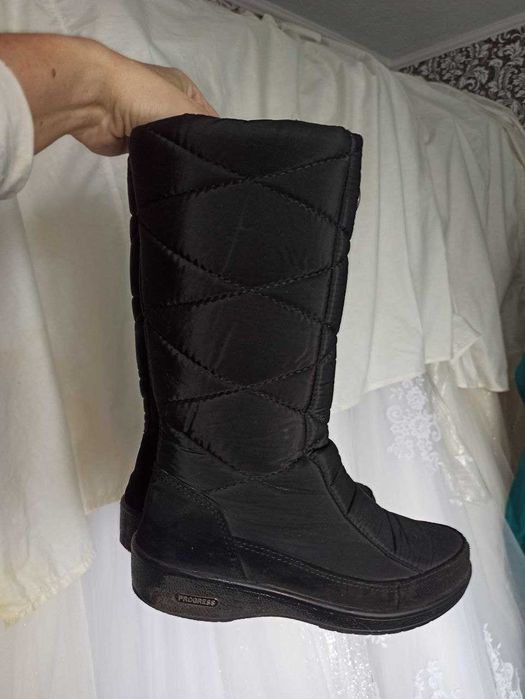 Дутые брендовые зимние сапожки 37р.Мех