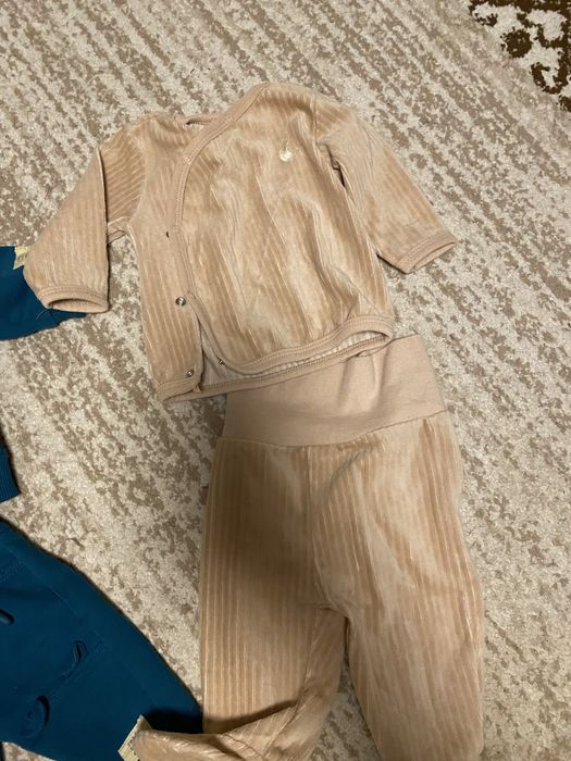 Дітячі вещі в гарному стані