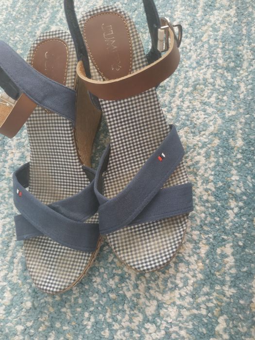 Espadryle na koturnie 39