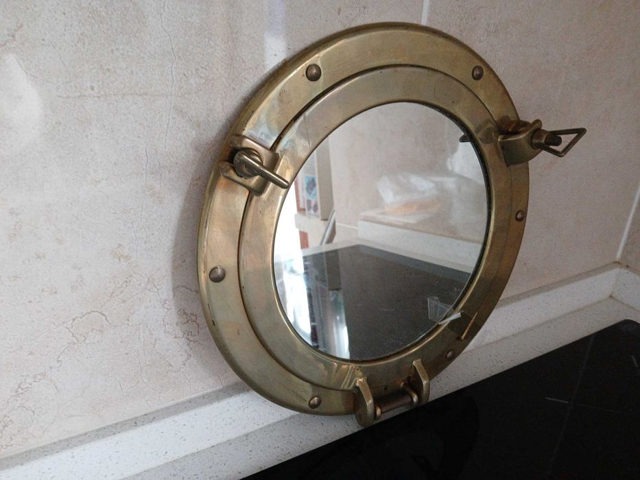 Vigia espelho de navio