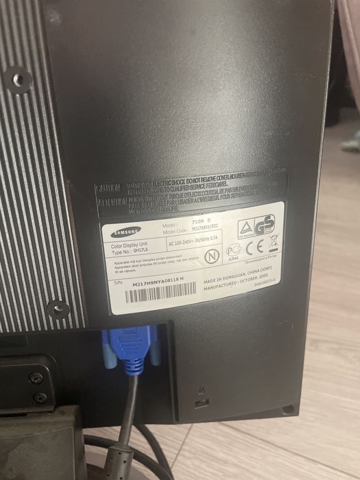 Monitor Syncmaster 710n