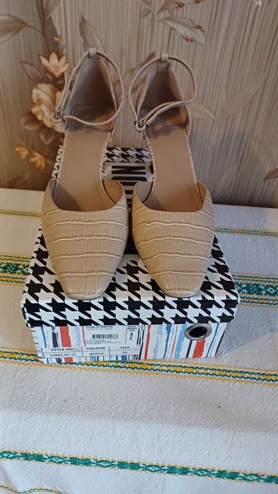 Туфлі жіночі шкіряні