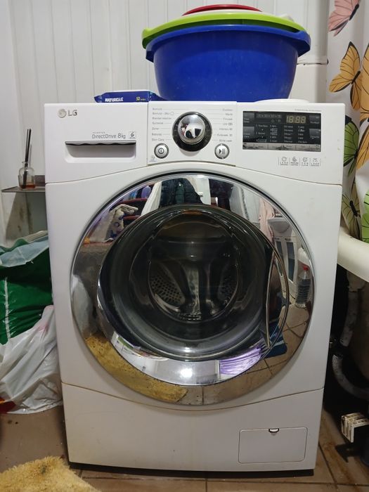 Пральна машинка LG 8kg