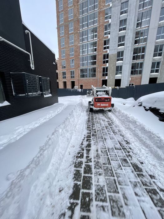 Прибираня та вивіз снігу