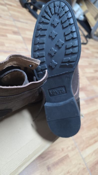 Botas Levis tamanho 41