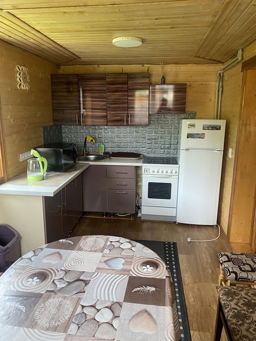 Будинок біля річки