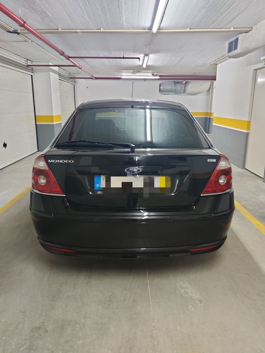 Ford Mondeo 1.8 SCI 130cv Titanium impecável