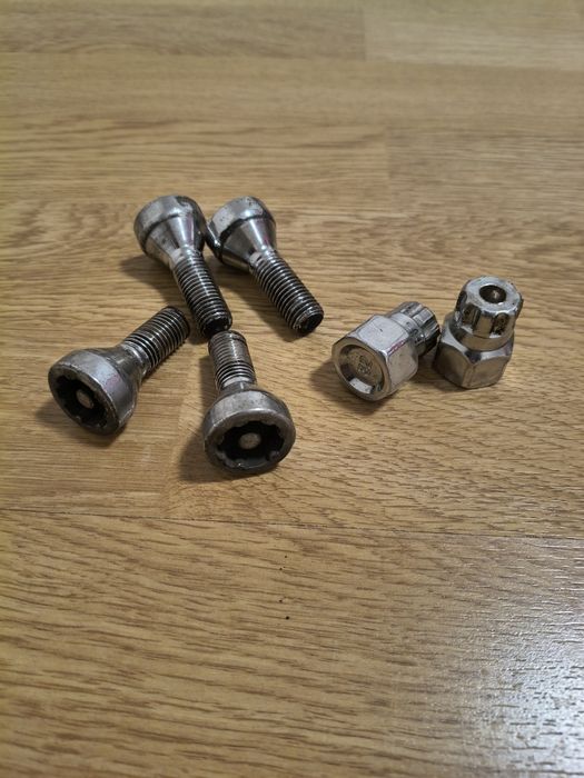 Секретки Opel болты колесные