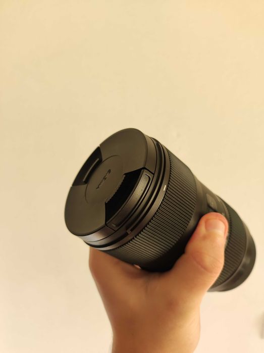 Objectiva Sigma 18-35mm f/1.8 DC HSM (p/ Canon EF)