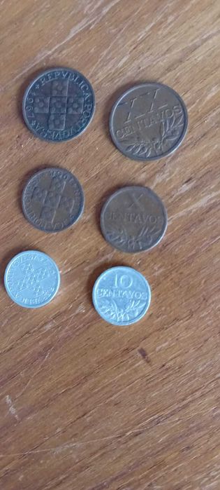 conjunto de moedas de escudo