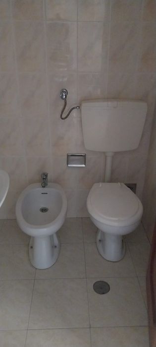 Apart em Entrocamento , a 5m da estação de comboio, para arrendamento.