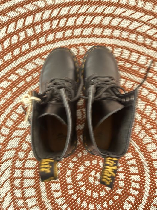 Par de Dr. Martens 38 completamente novas!