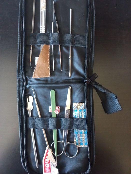 Estojo de disseção