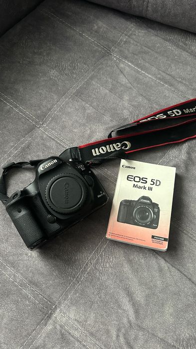 Продам фотопарат кенон 5д марк 3