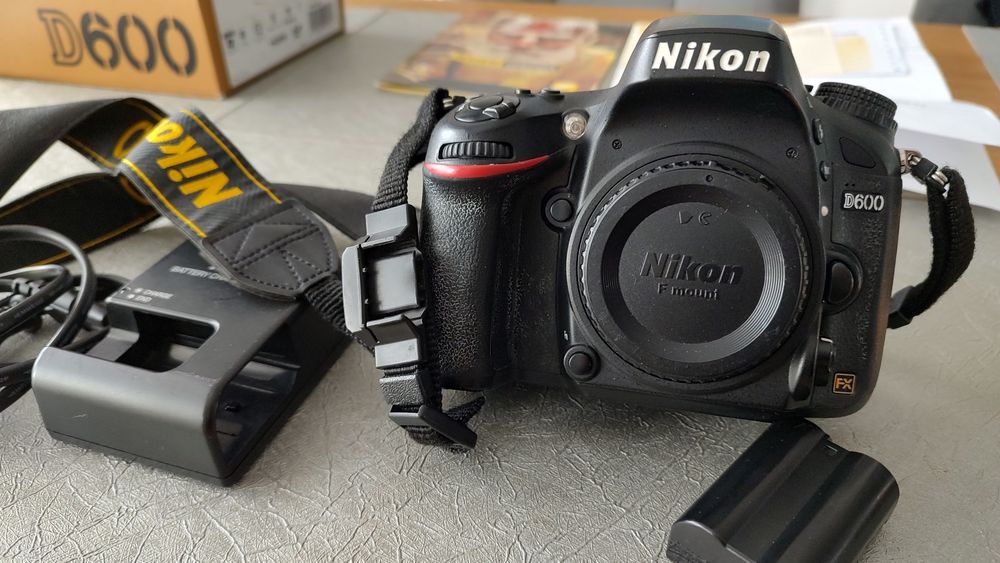 Nikon D600 Body -