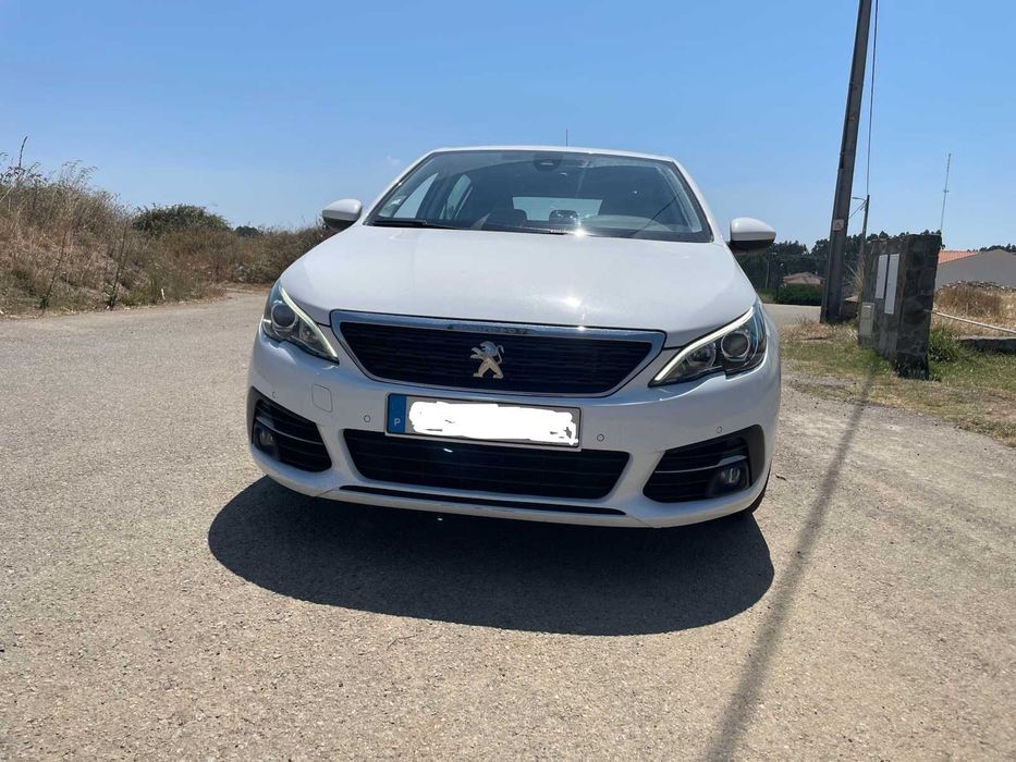 Peugeot 308 1.5 HDI - 175000 Km - 2018 - Revisão completa+Pneus Novoso