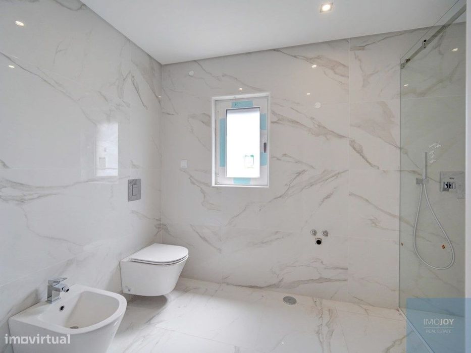 Apartamento T3 na Parede