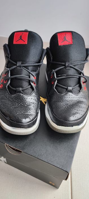 Jordan Max Aura 5 Preto Vermelho