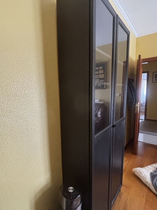 Estante com portas de vidro Billy/Oxberg