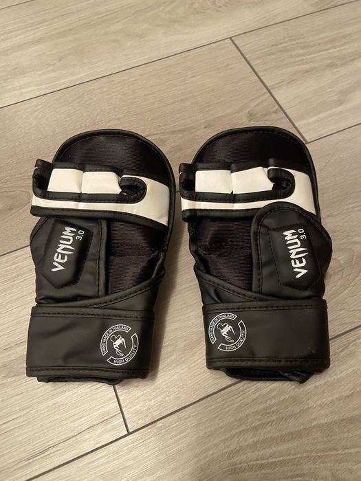 Рукавиці Venum для mma