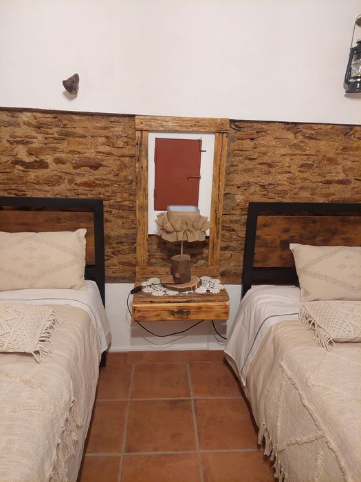 Casa no alentejo a 5km de praias fluviais monsaraz azenhas del rei