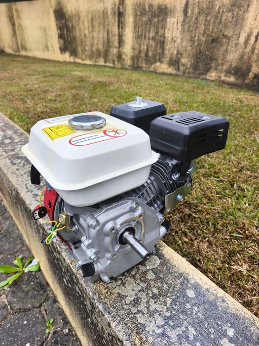 Motor a 4 tempos 7.0CV multiusos, moto enxada, guincho etc NOVO