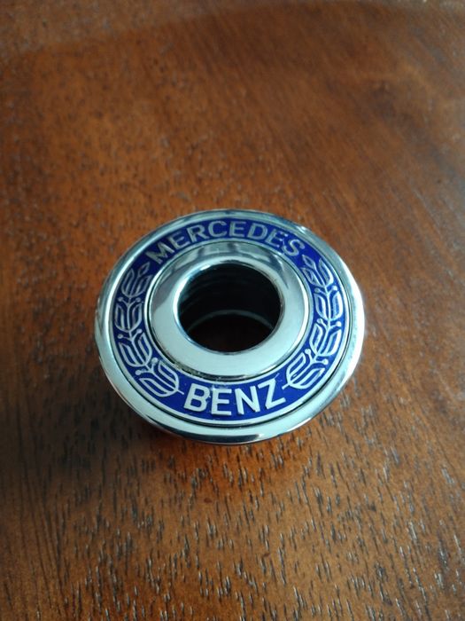 Значек, эмблема для авто