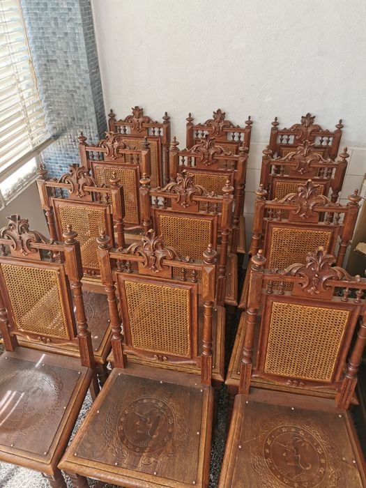 12 Cadeiras Antigas - Século XIX