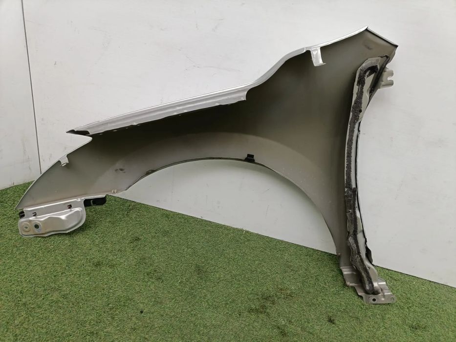 Guarda-lamas direito NISSAN Altima Sedan (L32)