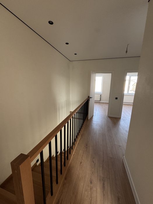 Дизайнерський новий таунхаус з ремонтом! Індивідуальне газове опалення