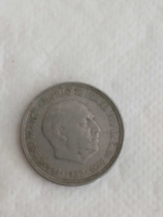 Moeda de 5 pesetas ano 1957 estrela 59