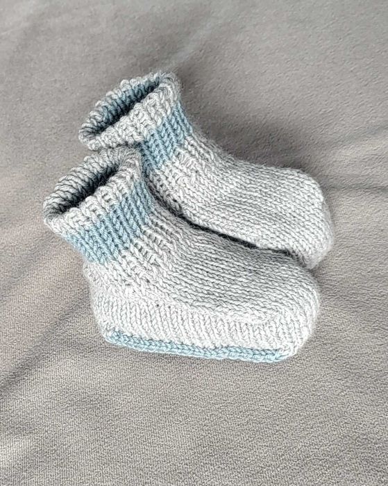 Buciki/niechodki niemowlęce 100% Merino – srebrzysty szary & szaro-zielony