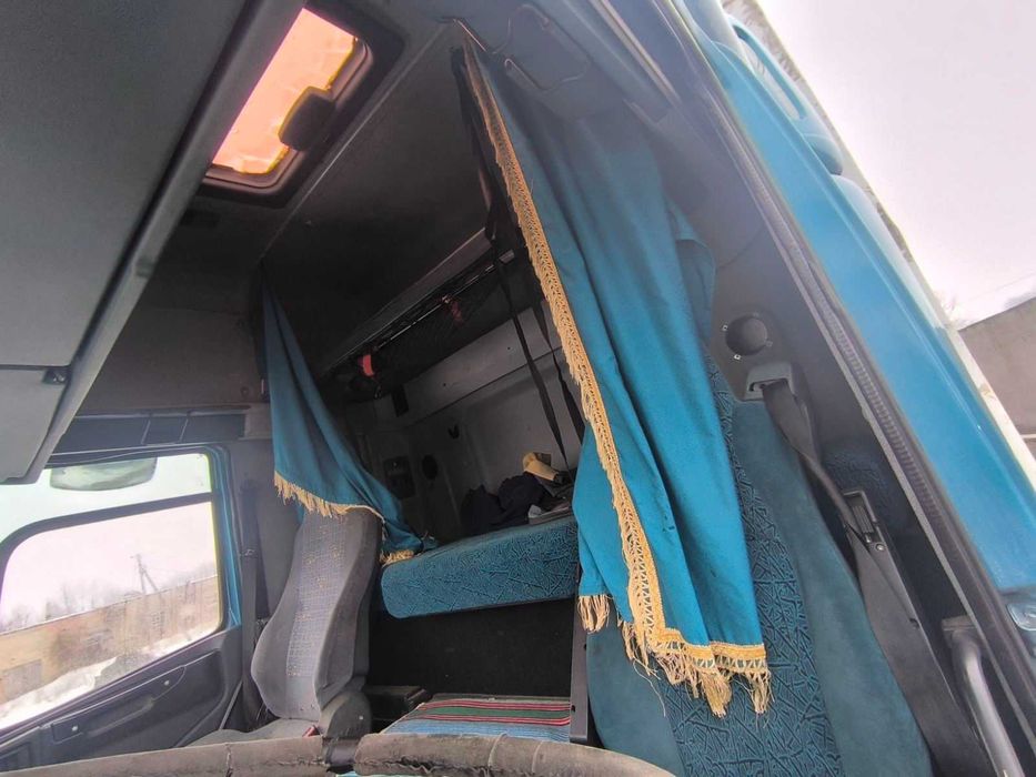 DAF CF75 1999 року 9.2л 4500