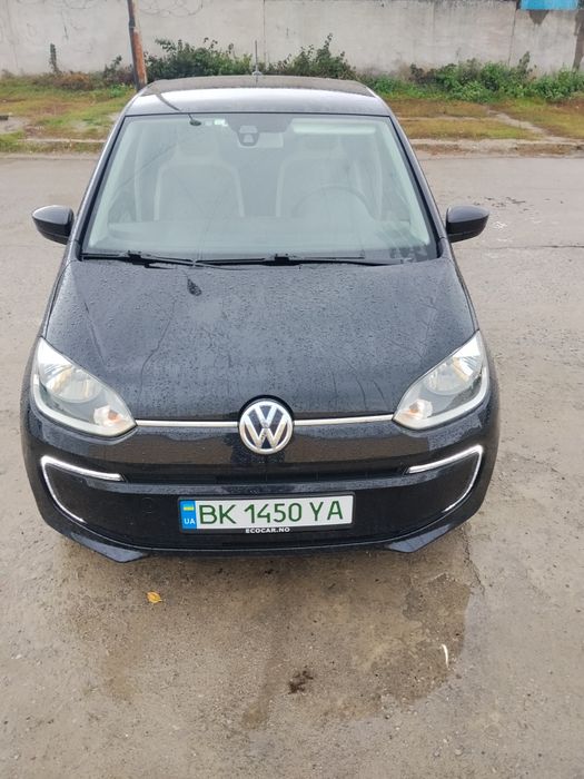 Автомобіль VOLKSWAGEN  e-up