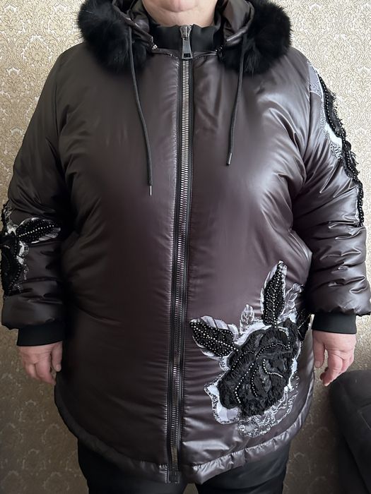 Зимова куртка великого розміру