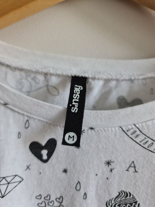 T-shirt damski Sinsay