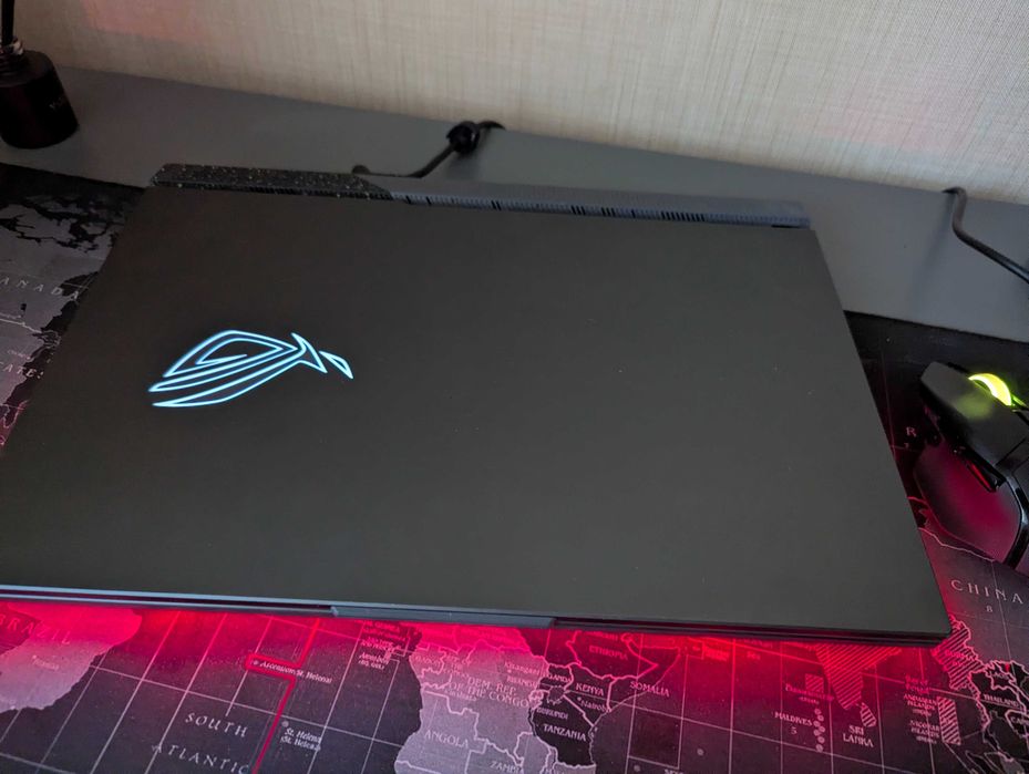 Ноутбук Asus RogStrix G713