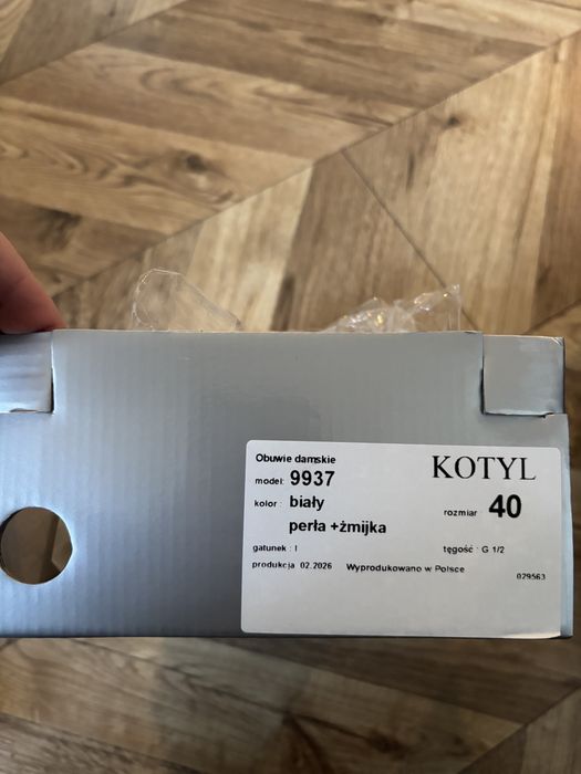 Buty ślubne Kotyl