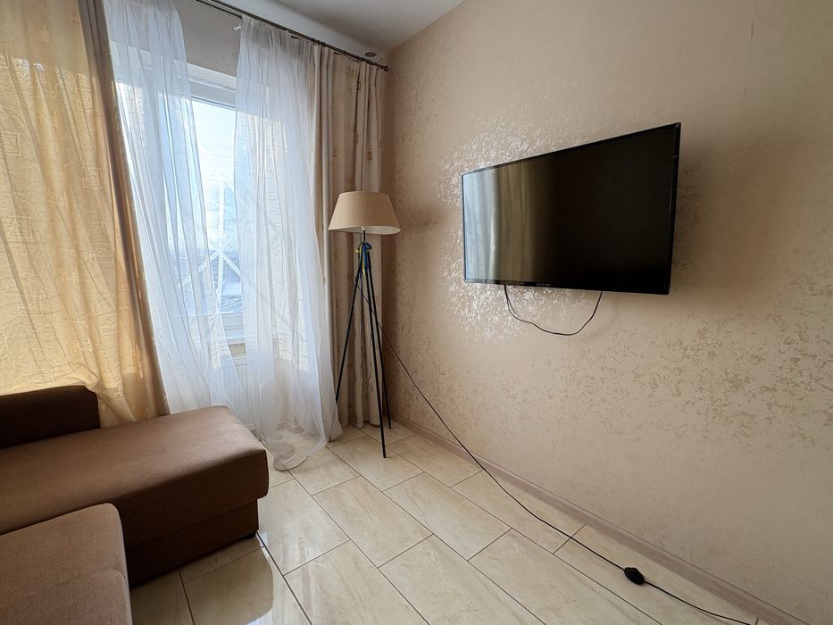 Орнда смарт-квартири Воробйові гори, пр.Шевченківський 32