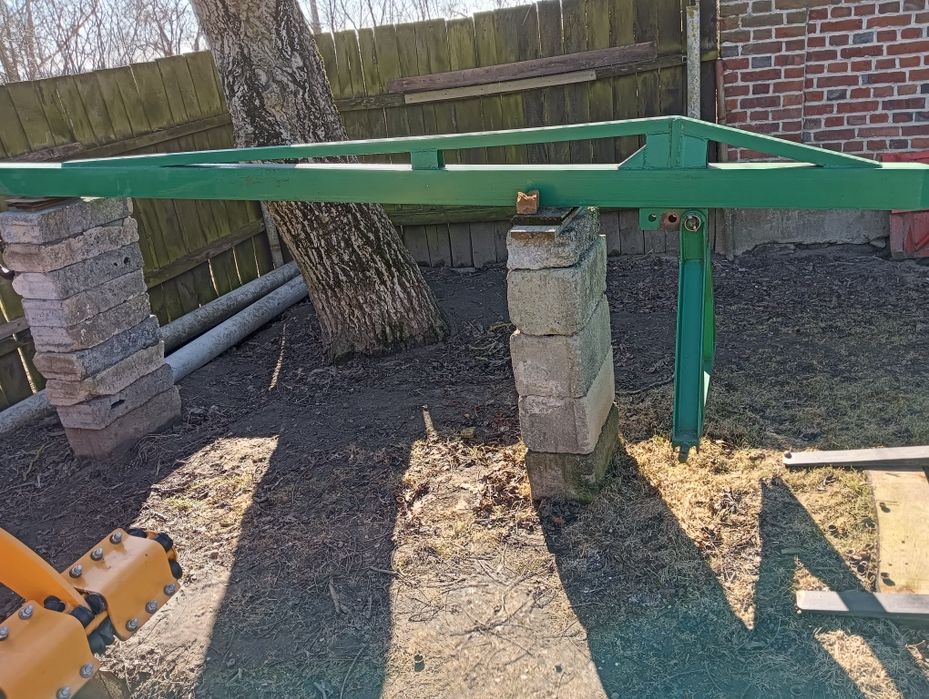 Podnośnik ładowacz na tył do ciągnika big bag