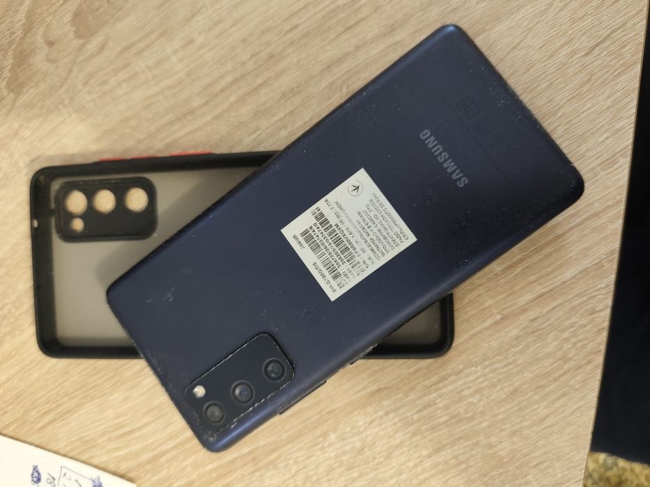 Продам Самсунг s20fe