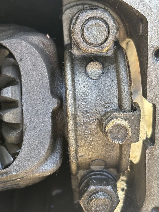 Продам два передніх моста (Нива)