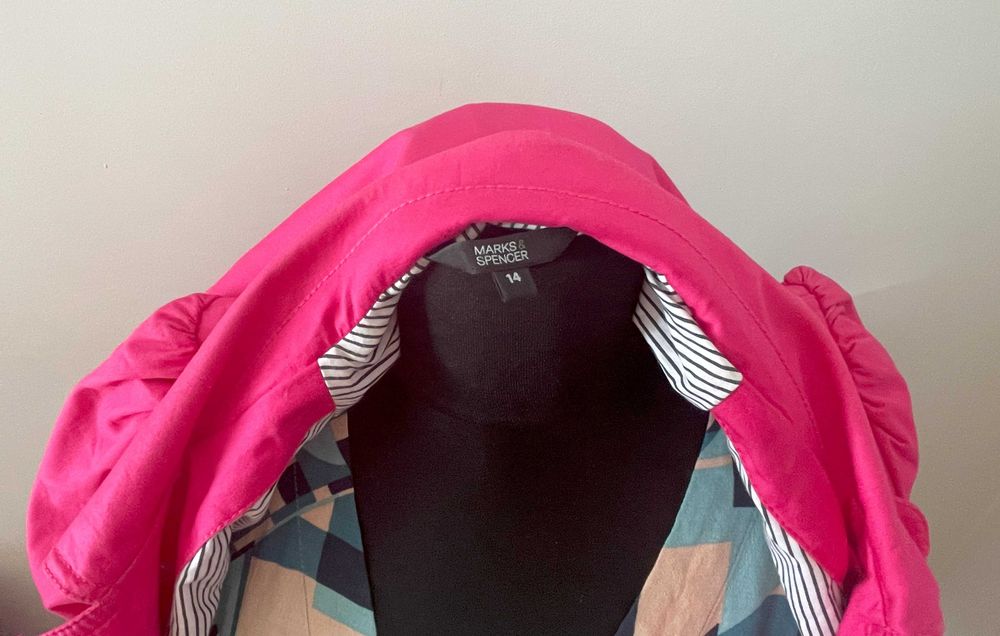 Trencz damski z paskiem Marks & Spencer, praktycznie jak nowy