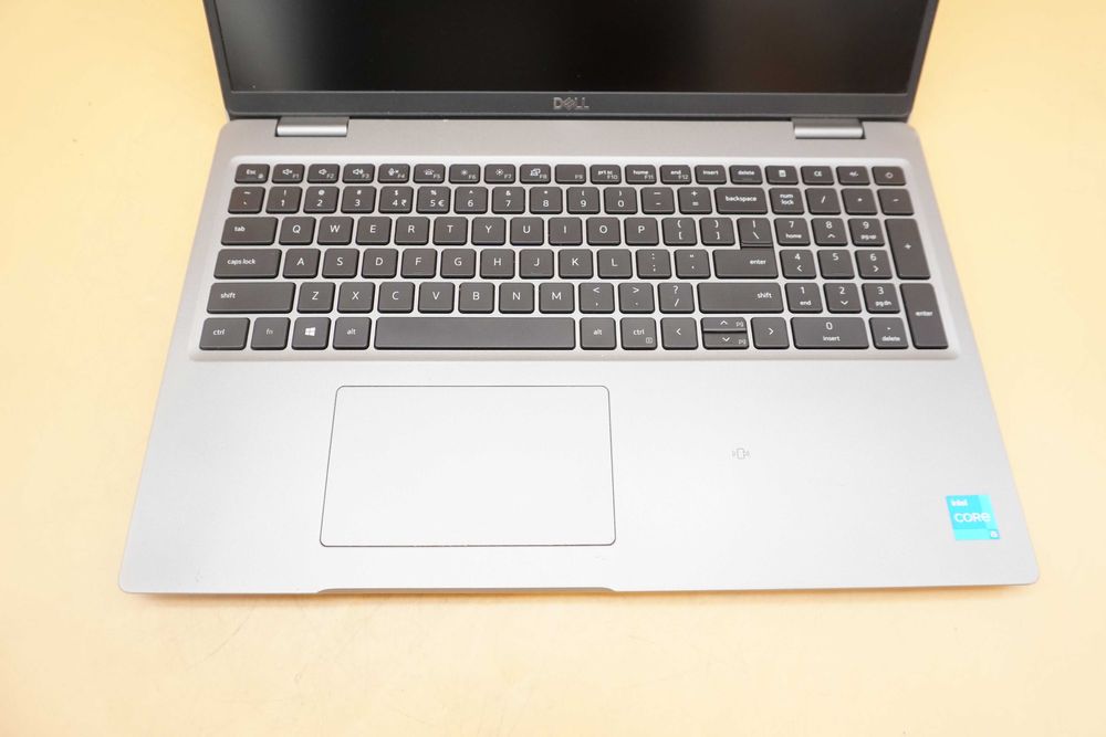 Laptop DELL Latitude 15 5520 i5-1135G7 15,6 " Intel i5 16 GB / 512 GB